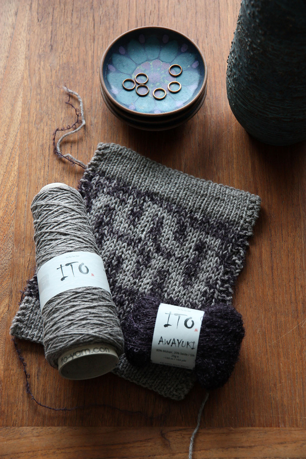 HANSEATIC SWEATER | Bouclé Pullover mit U-Boot Ausschnitt