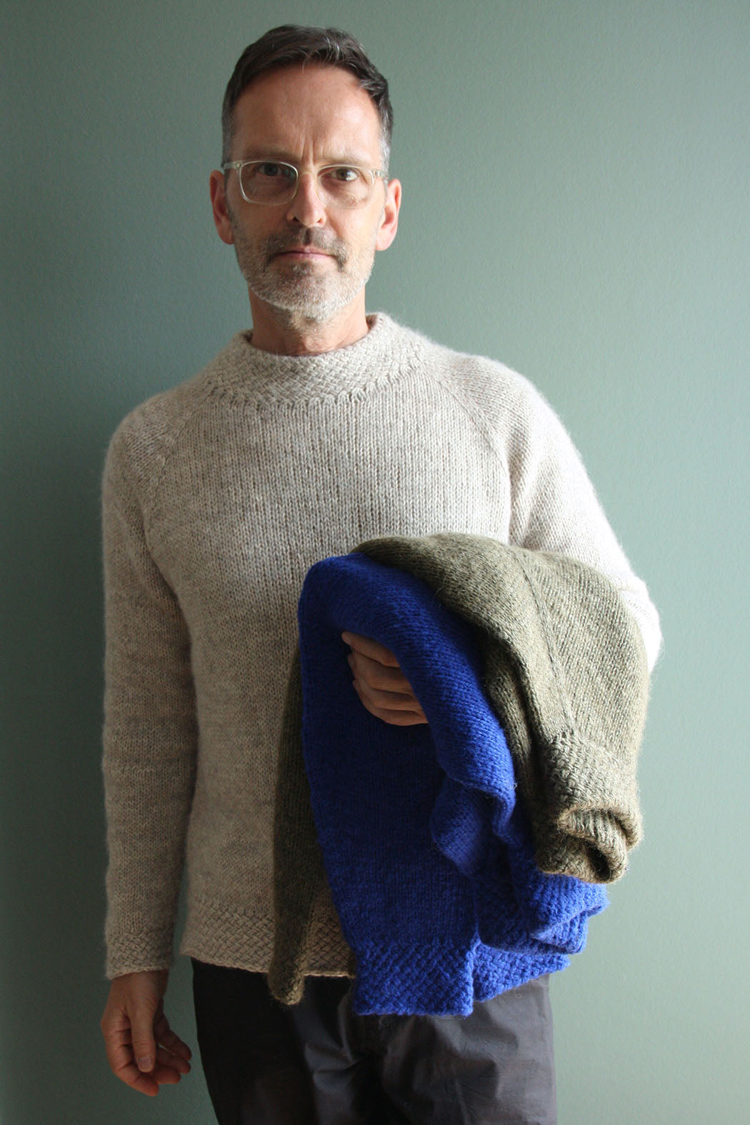 Loom Sweater in 3 verschiedenen Farben