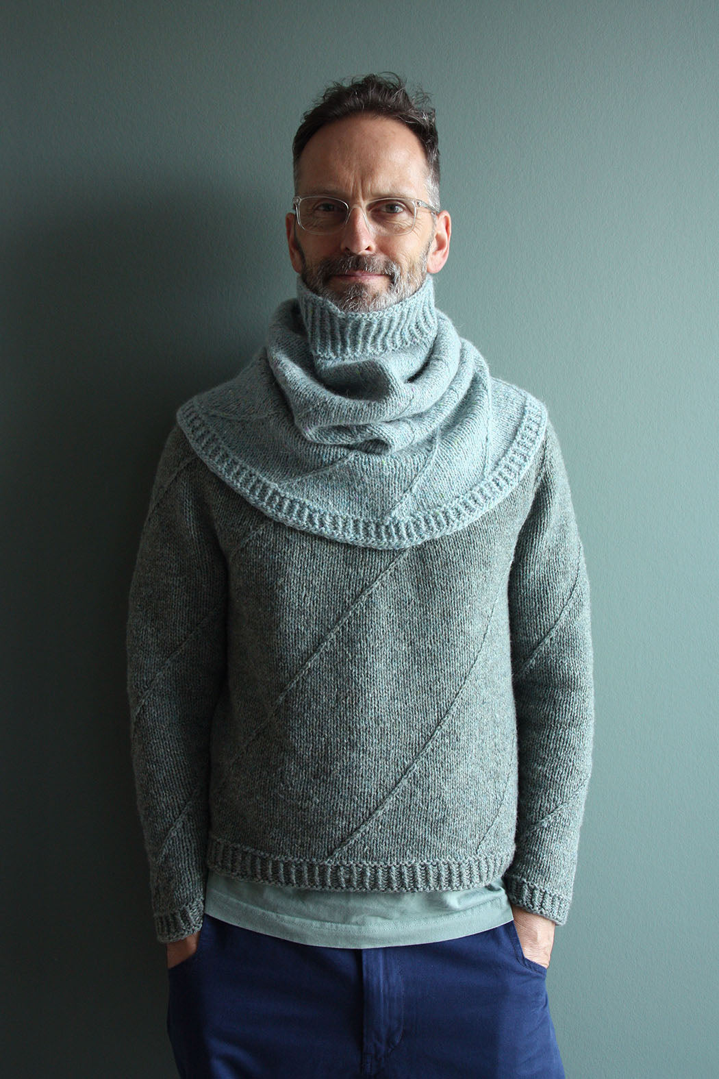WHELK COWL | textured neckwarmer with yoke