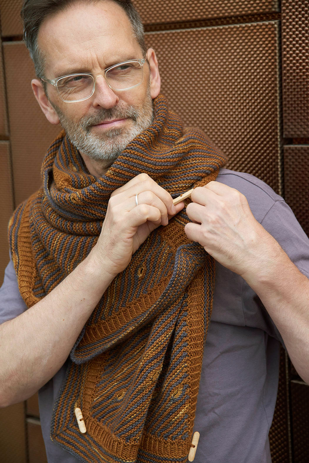 BLÆST SCARF | Schal mit Knöpfen und Knopflöchern