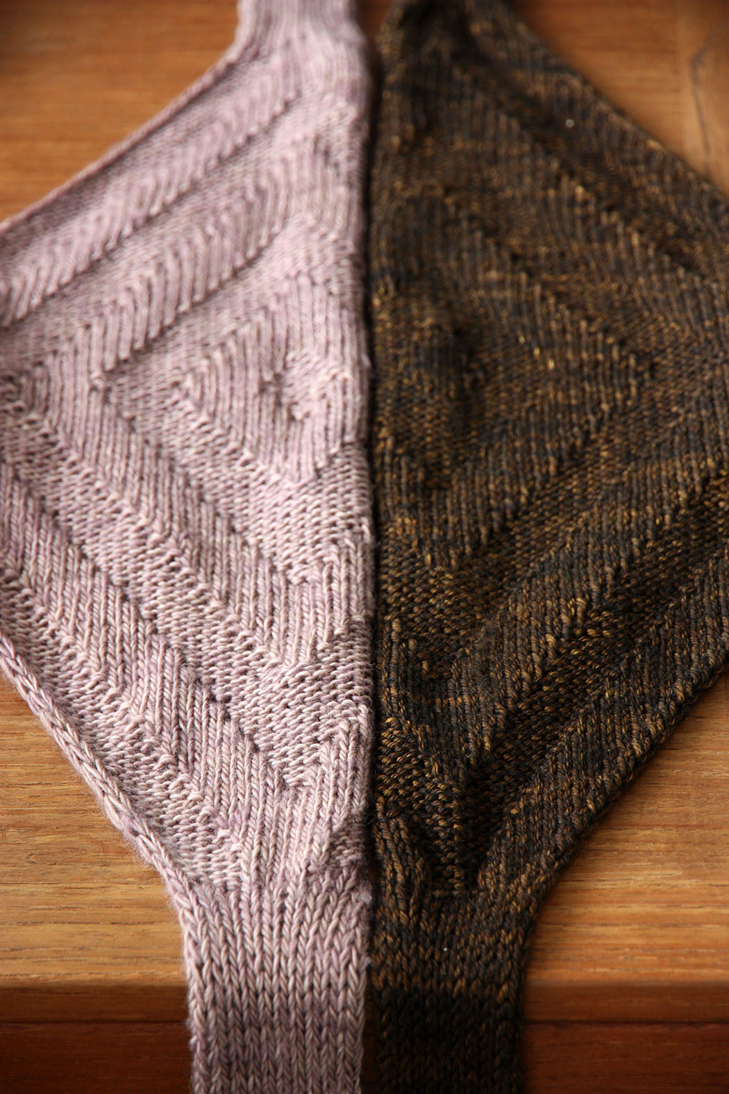 SPEJDER SCARFLET | scout inspired neckerchief