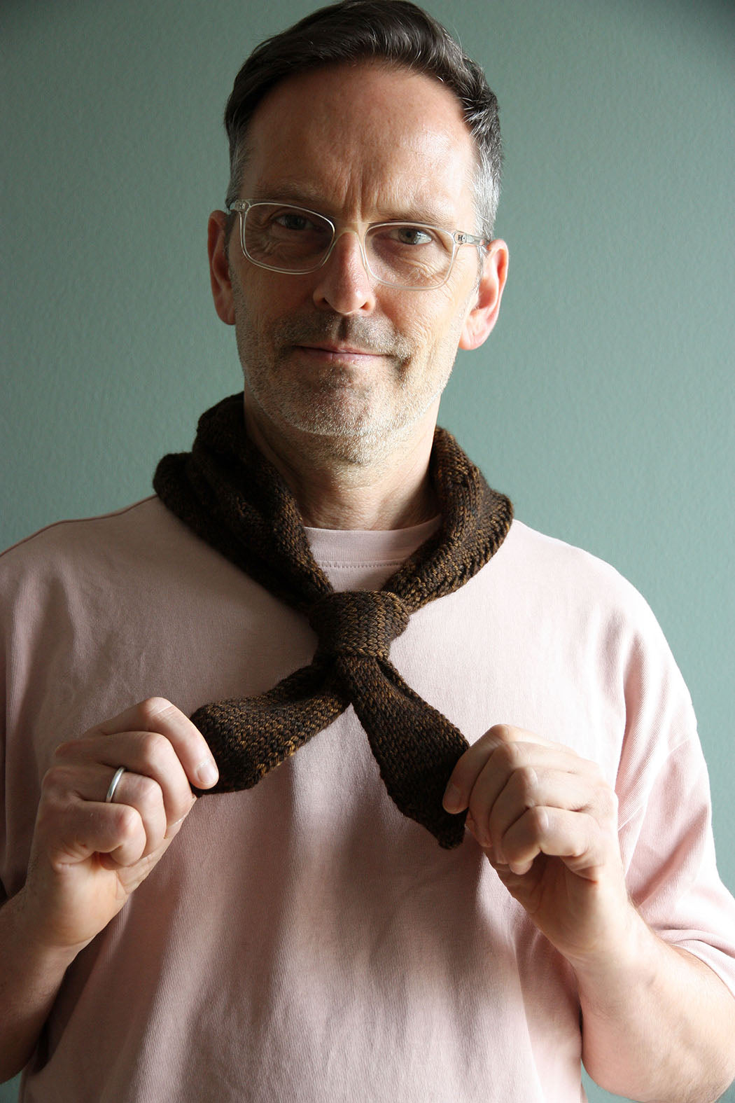 SPEJDER SCARFLET | scout inspired neckerchief